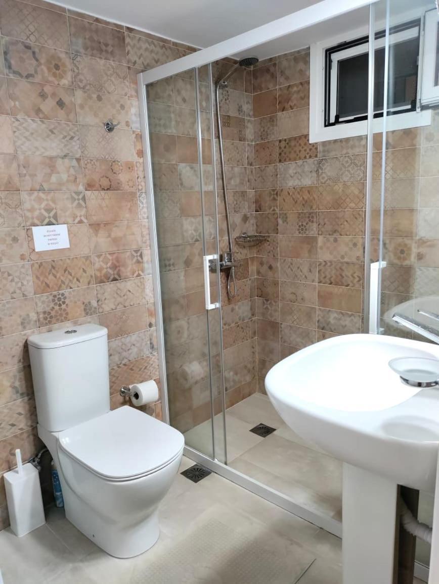 Old Town Apartment Next To Seafront Promenade نافبليو المظهر الخارجي الصورة