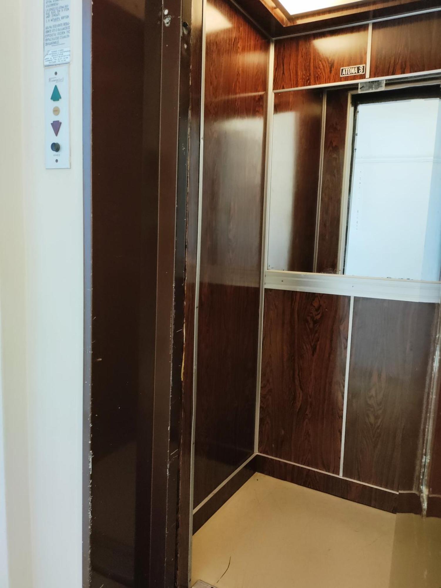 Old Town Apartment Next To Seafront Promenade نافبليو المظهر الخارجي الصورة