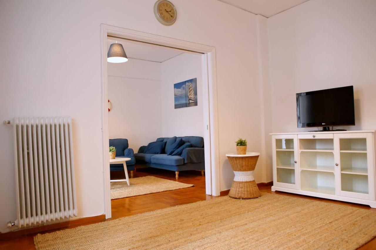 Old Town Apartment Next To Seafront Promenade نافبليو المظهر الخارجي الصورة